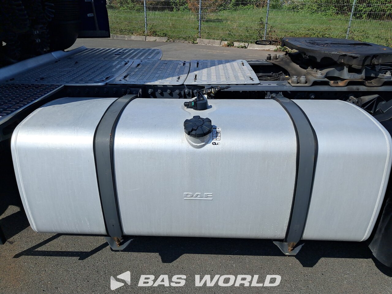 Fuel tanks : DAF XF 480 4X2 Tracteur routier