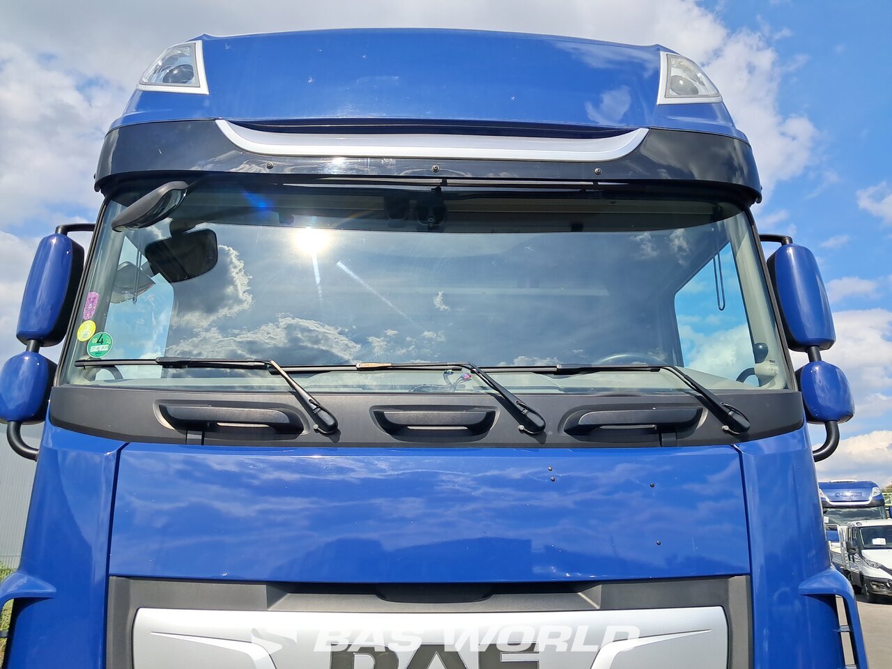 Windshield : DAF XF 480 4X2 Tracteur routier