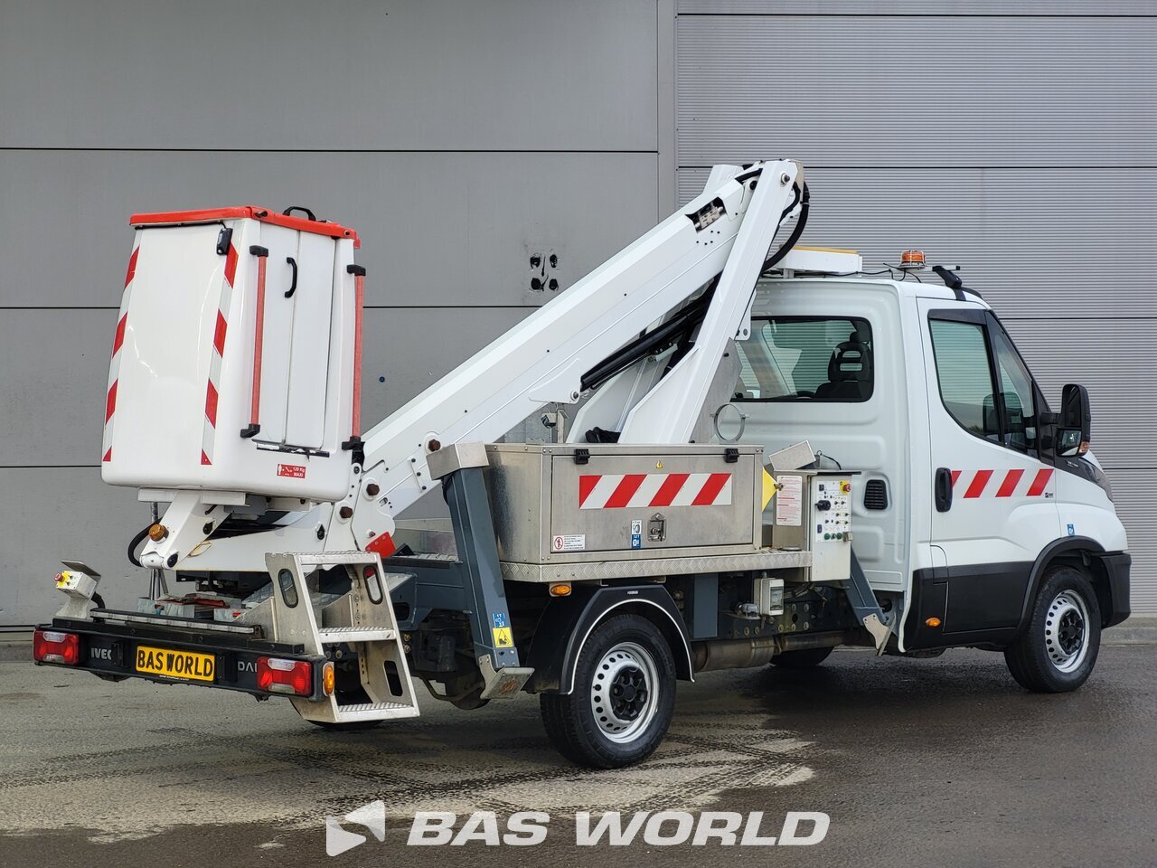 Other : Iveco Daily 35S14 Plateforme de travail hydraulique