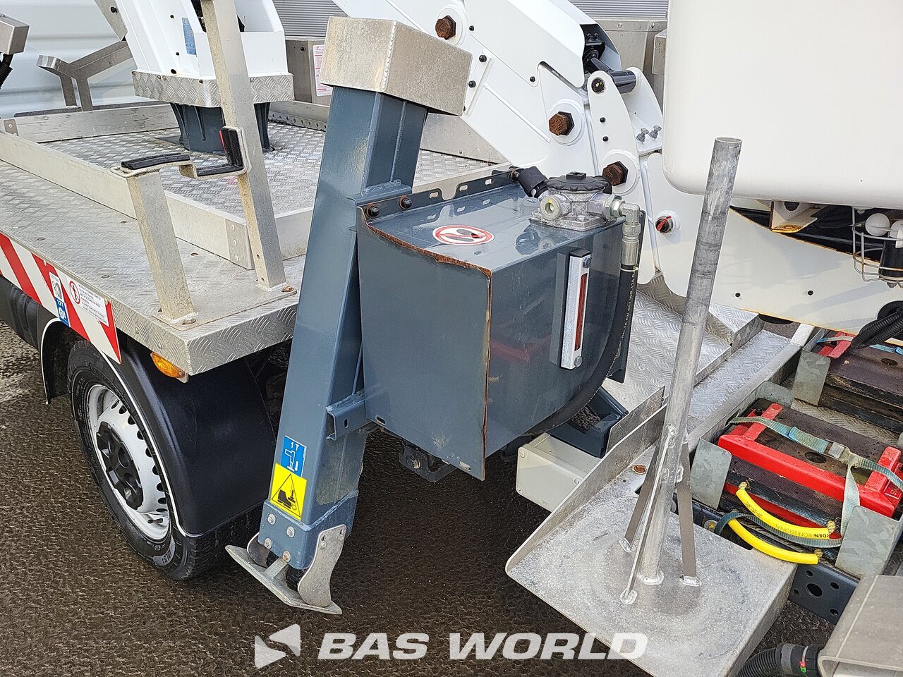 Other : Iveco Daily 35S14 Plateforme de travail hydraulique