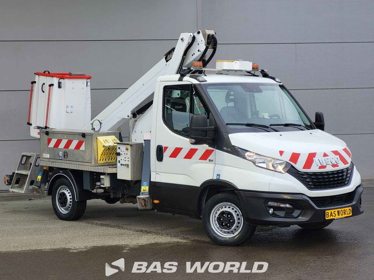 Other : Iveco Daily 35S14 Plateforme de travail hydraulique