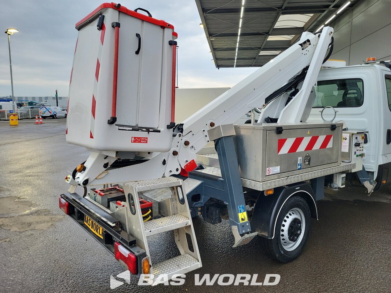 Other : Iveco Daily 35S14 Plateforme de travail hydraulique