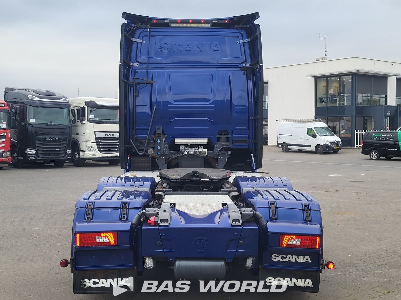 Back : Scania R650 6X2 Tracteur routier