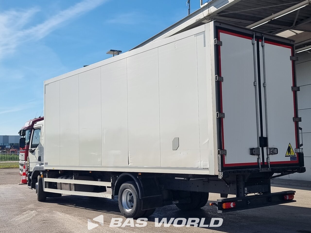 Other : DAF LF 260 4X2 Puppe Camion frigorifique