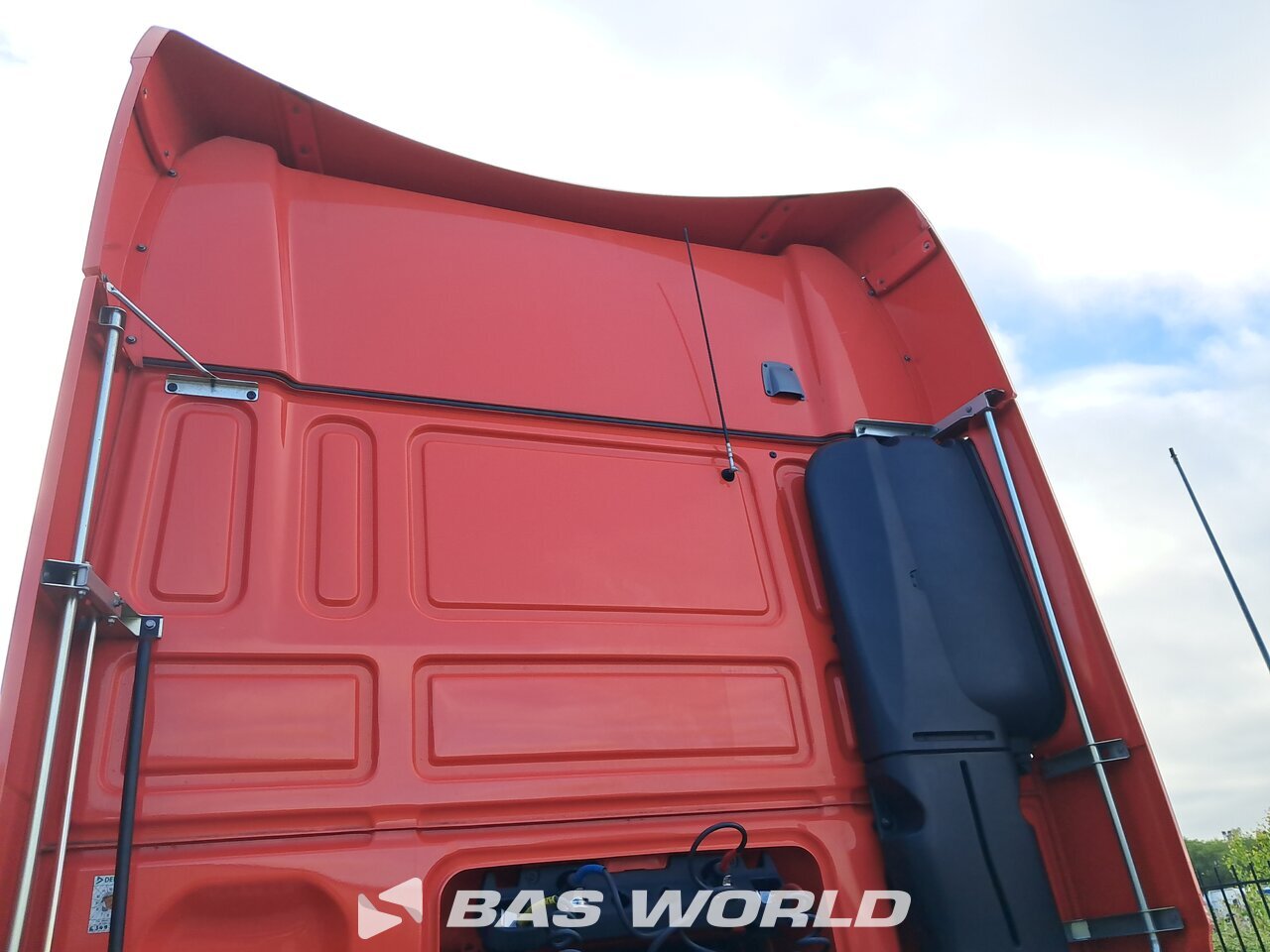 Back of cabin : DAF XF 530 4X2 Tracteur routier