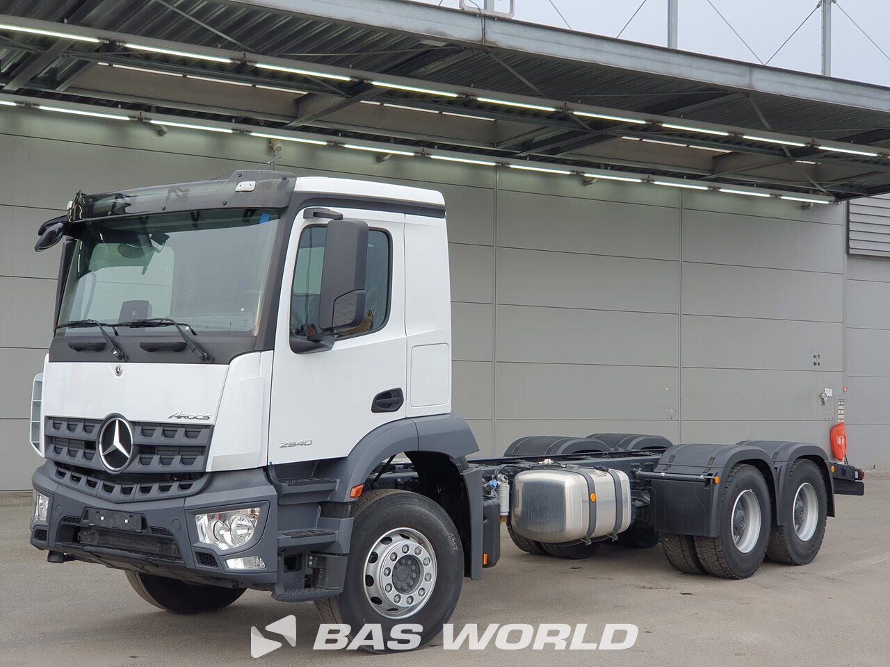 Front left : Mercedes Arocs 2640 6X4 Châssis camion