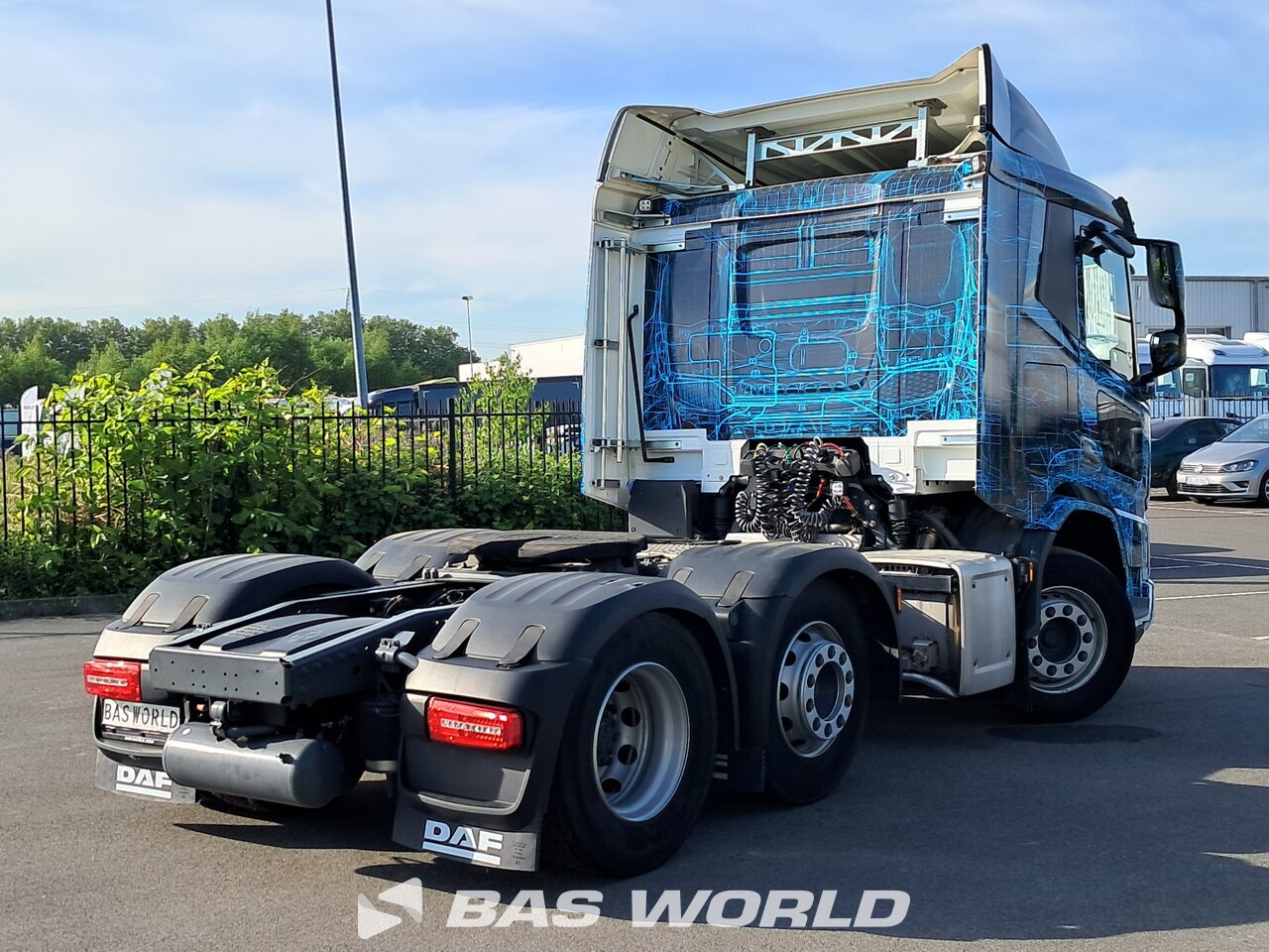 Back right : DAF XD 450 6X2 Tracteur routier