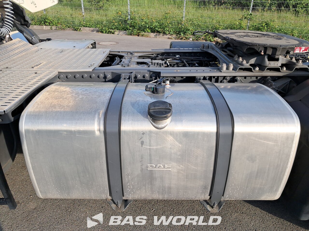 Fuel tanks : DAF XF 530 4X2 Tracteur routier
