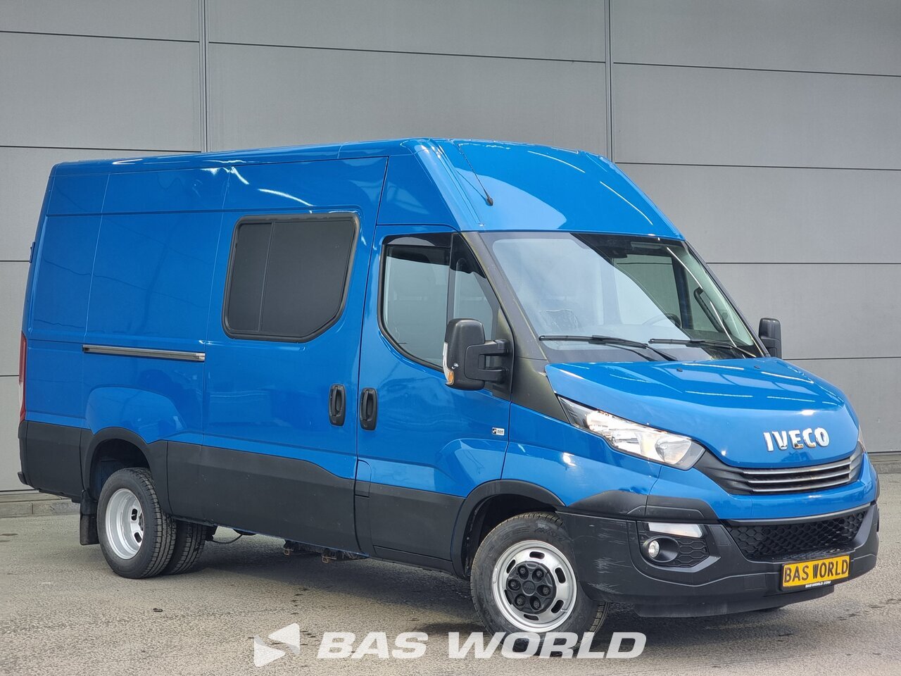 Other : Iveco Daily 35C18 Fourgons utilitaires