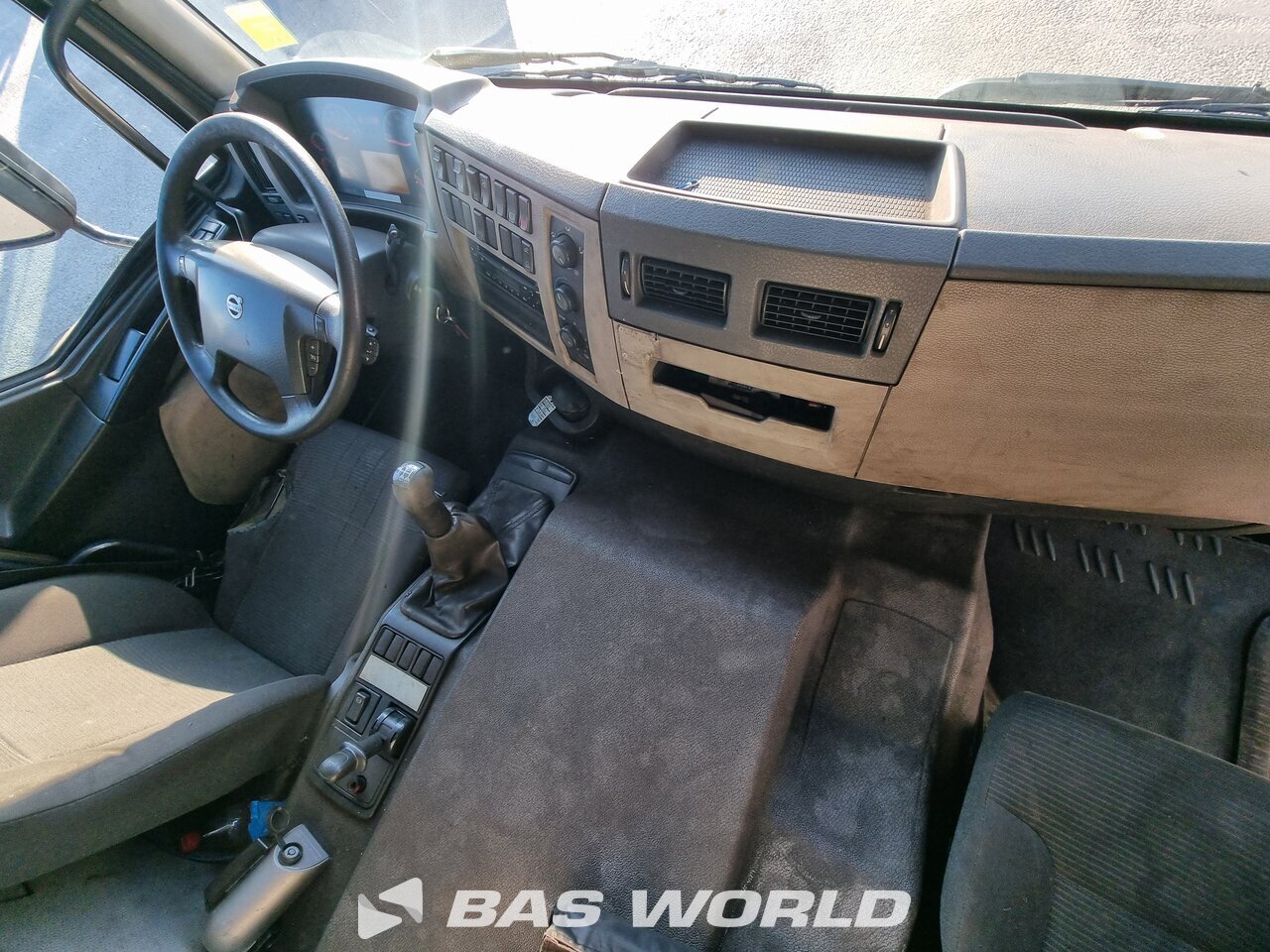 Other : Volvo FE 280 6X2 Camion plateaux