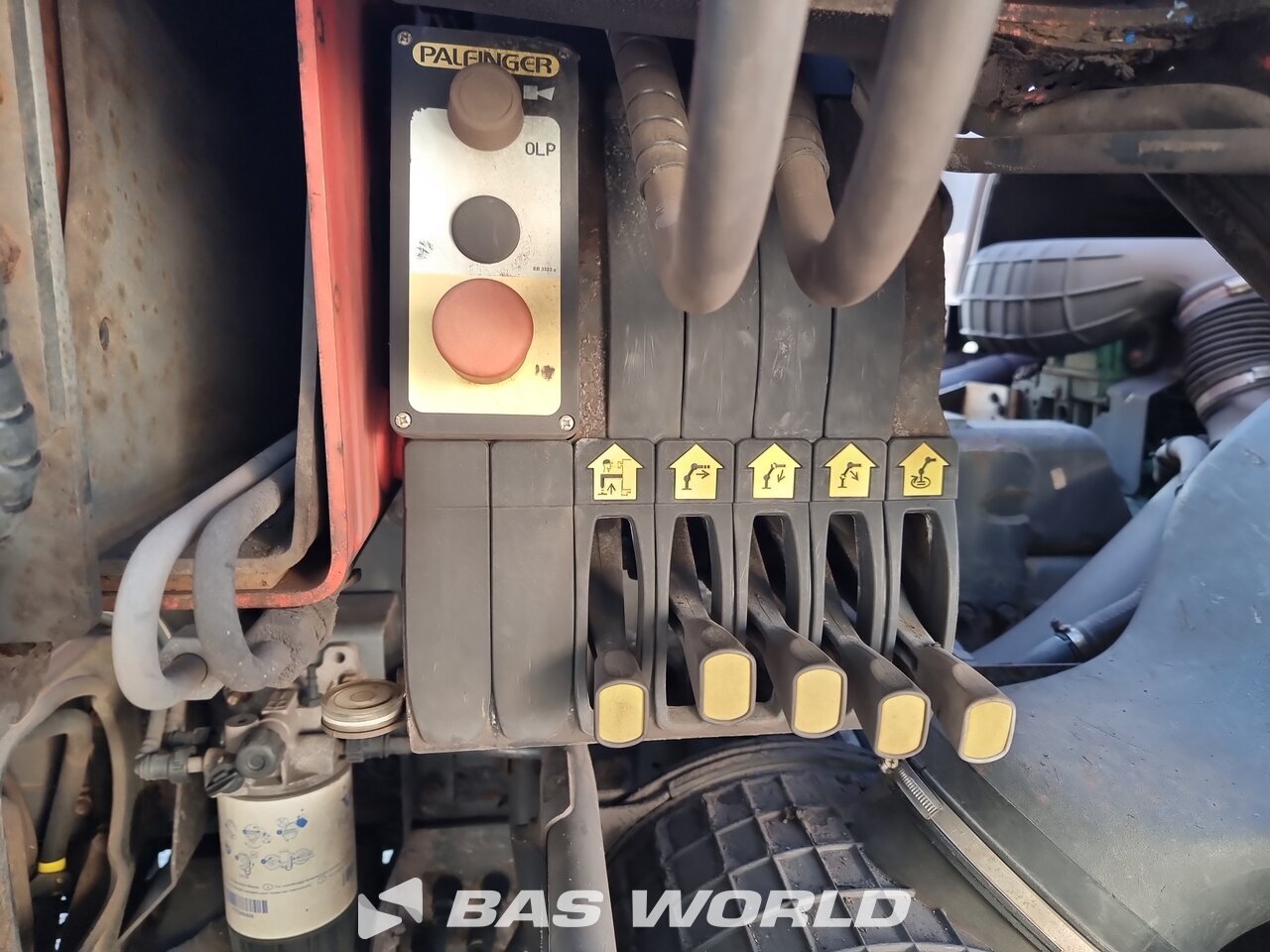 Other : Volvo FE 280 6X2 Camion plateaux