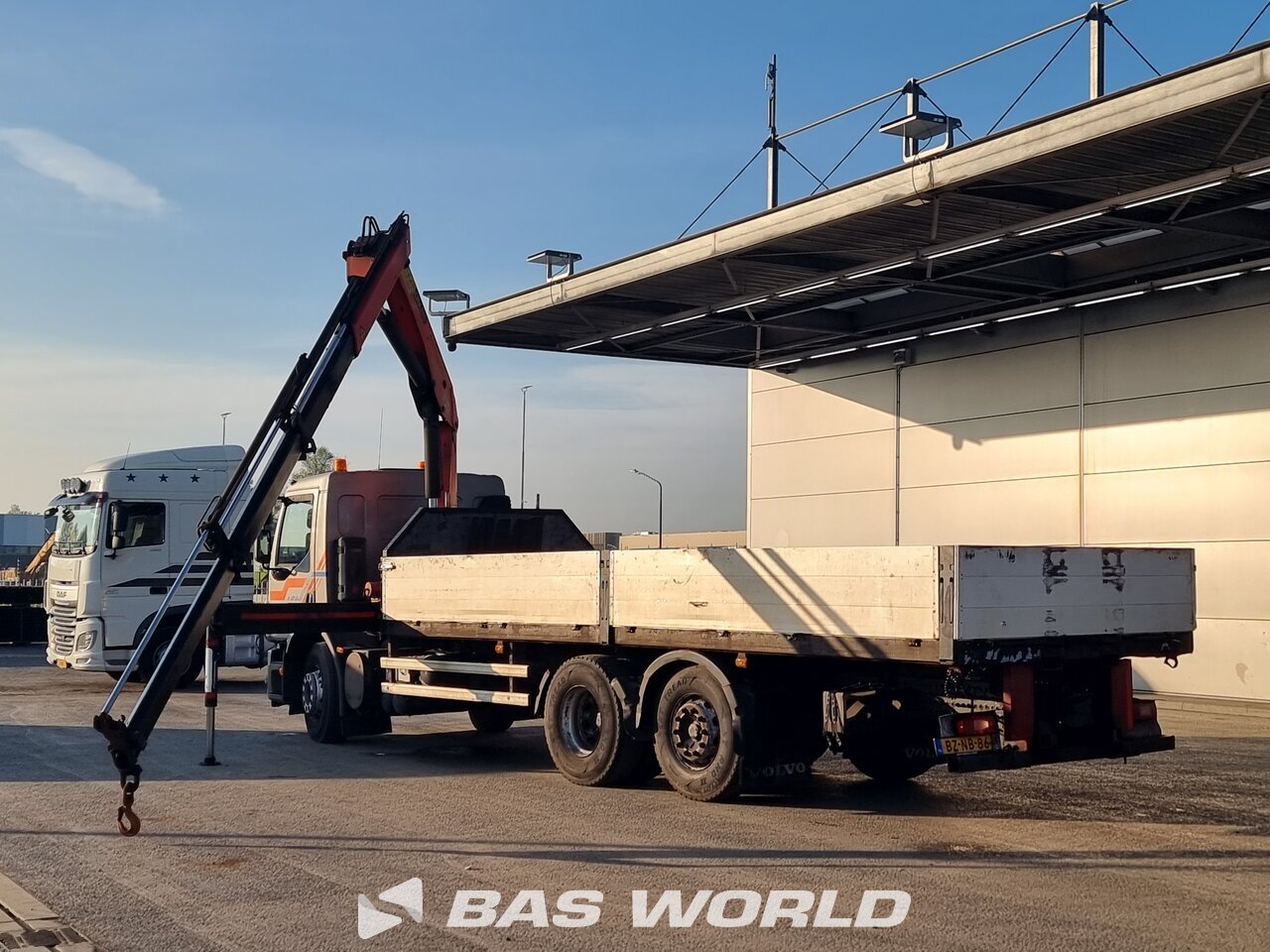 Other : Volvo FE 280 6X2 Camion plateaux