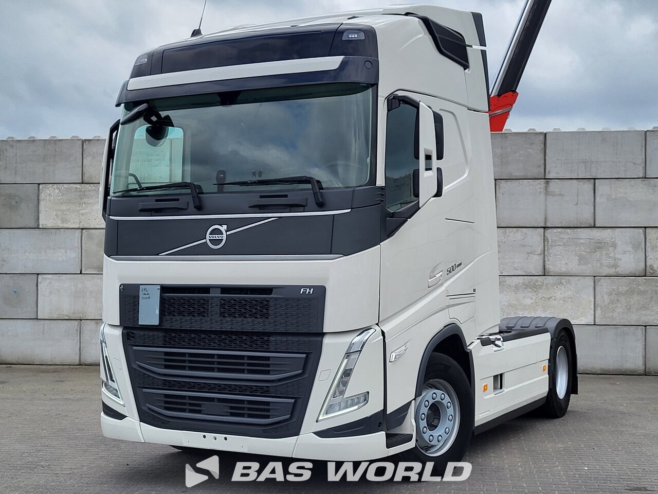 Front left : Volvo FH 500 4X2 Tracteur routier