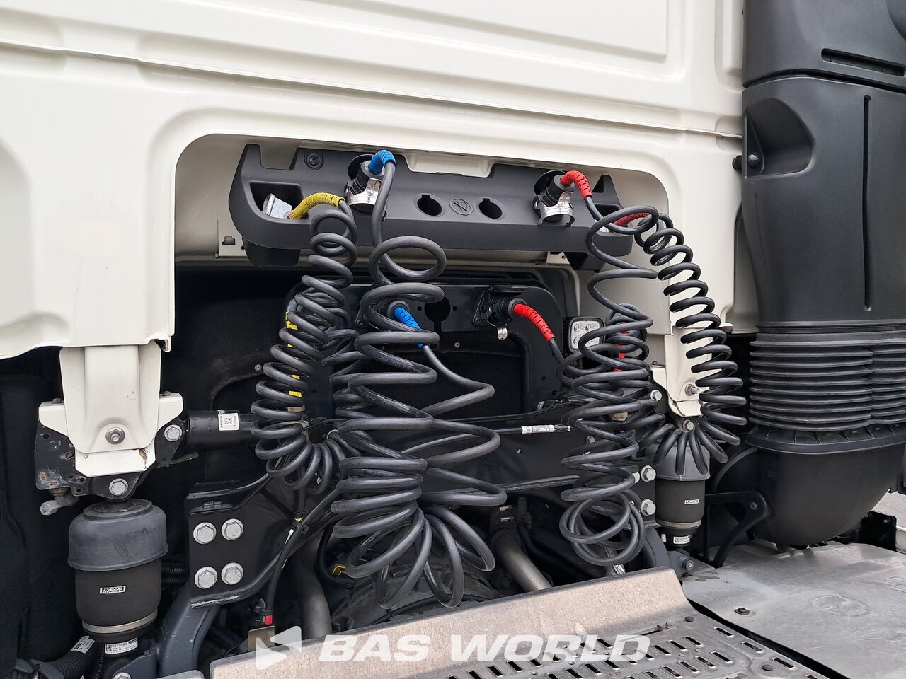 Trailer connections : DAF XF 480 4X2 Tracteur routier