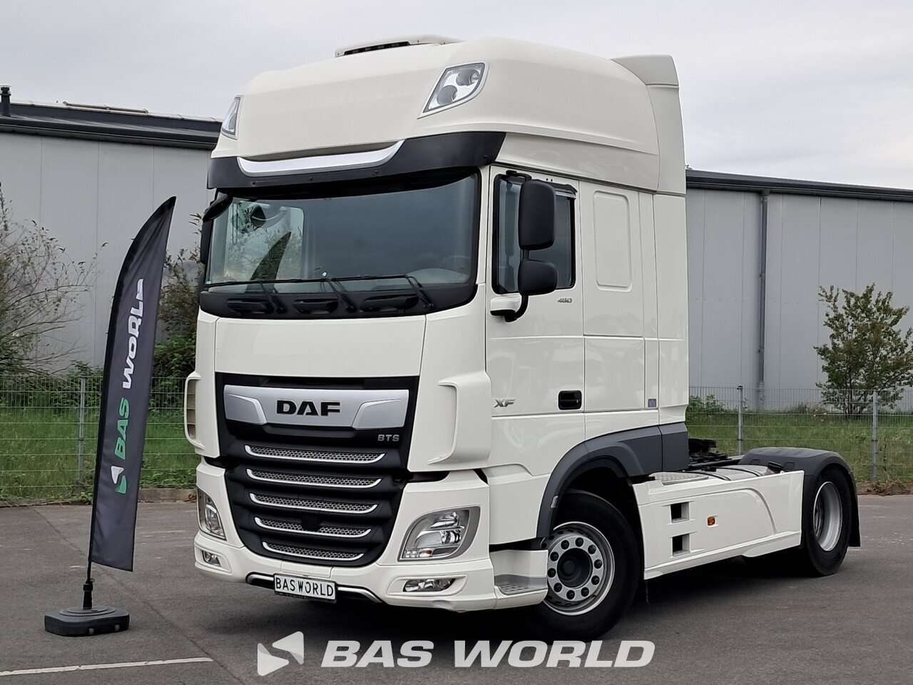 Front left : DAF XF 480 4X2 Tracteur routier