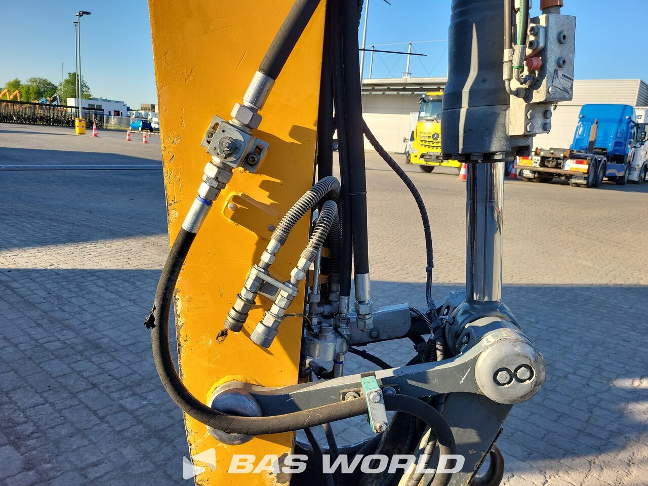 Other : Liebherr LH30 M Pelle à déchets
