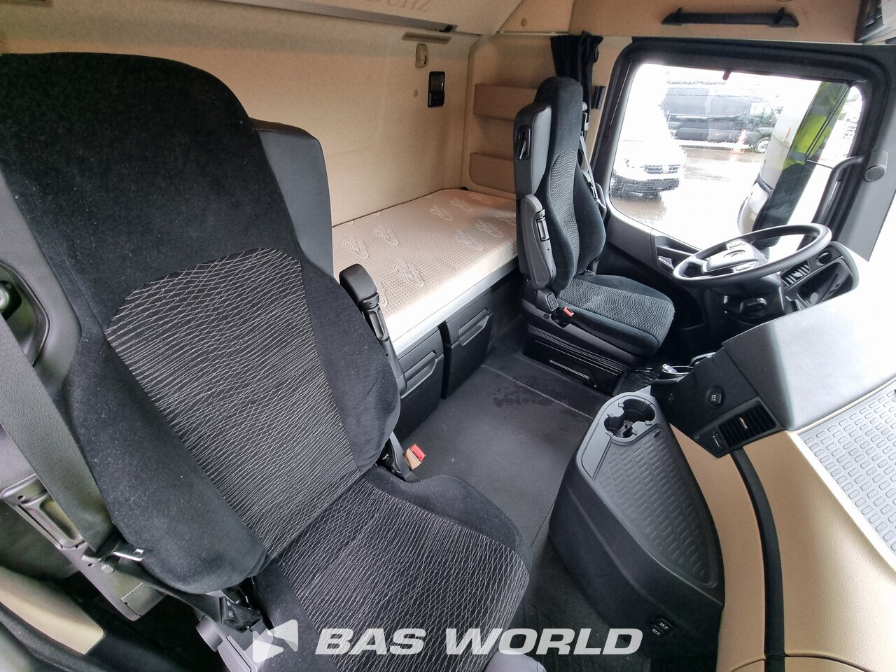 Other : Mercedes Actros 1851 4X2 Tracteur routier