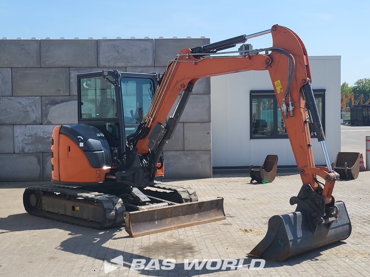 サーフェス Hitachi ZX55 U-6 CLR Mini excavator <10t - BAS World