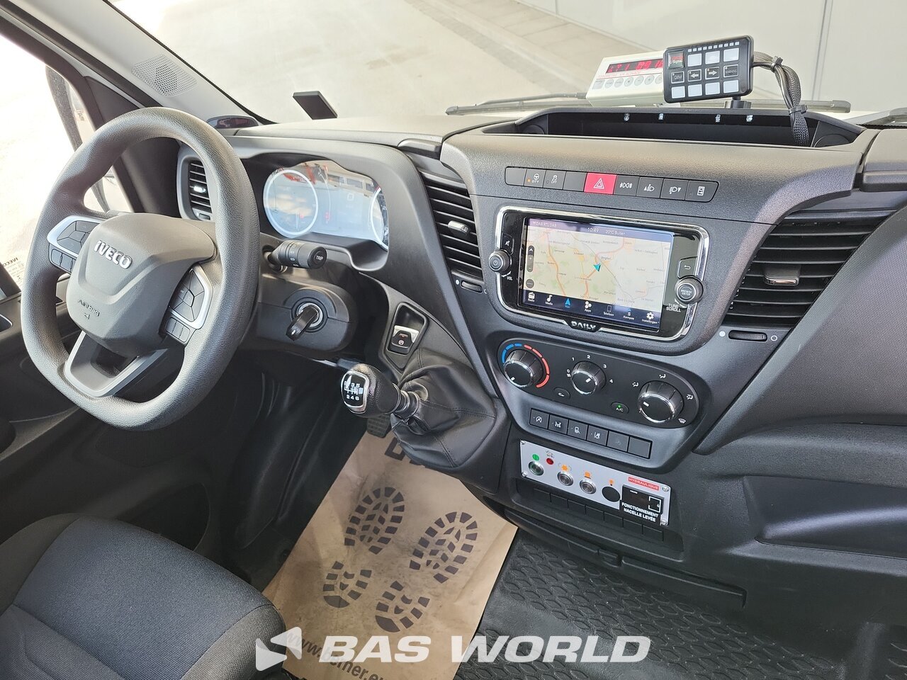 Other : Iveco Daily 35S14 Plateforme de travail hydraulique