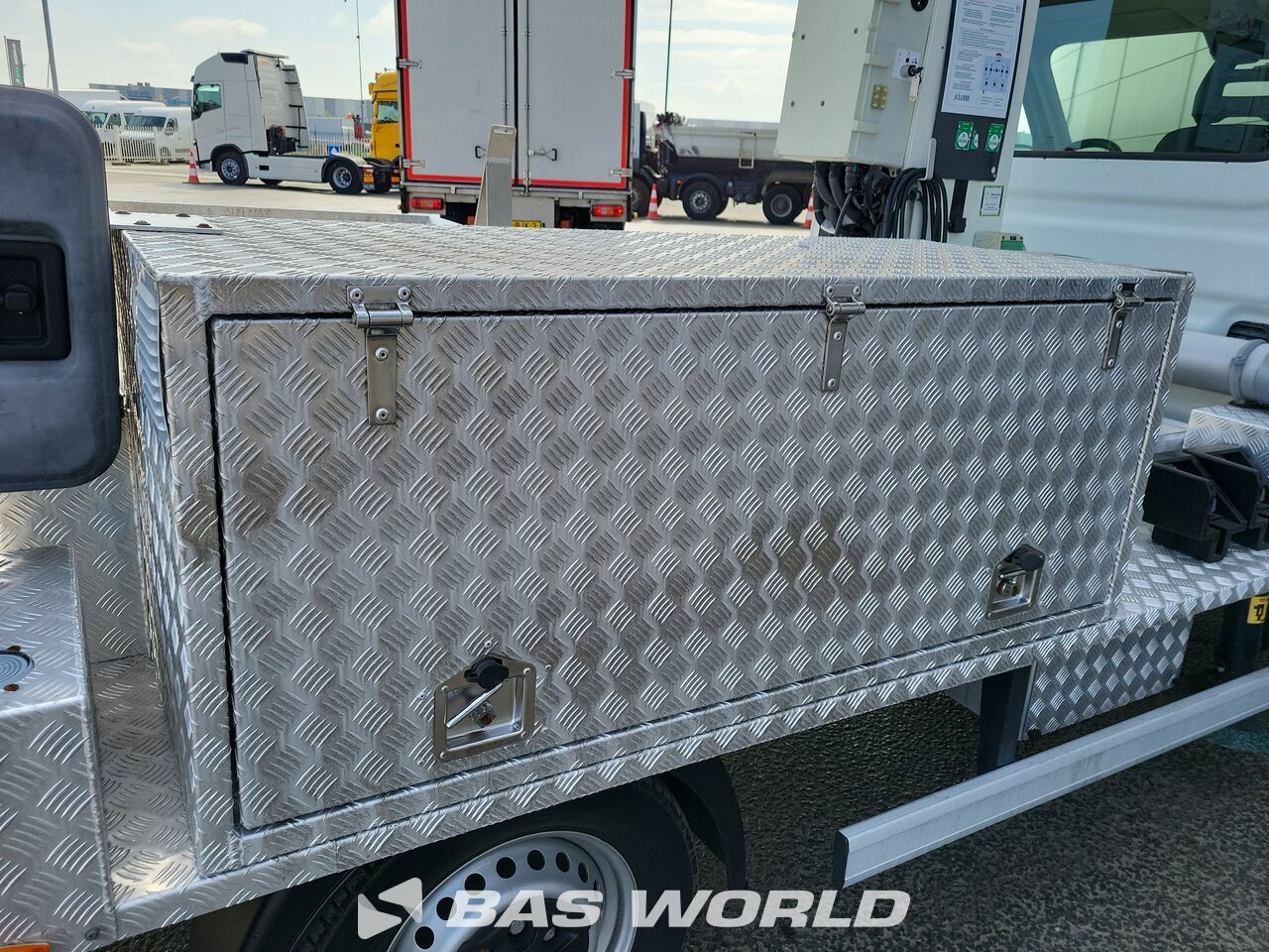 Other : Iveco Daily 35S14 Plateforme de travail hydraulique