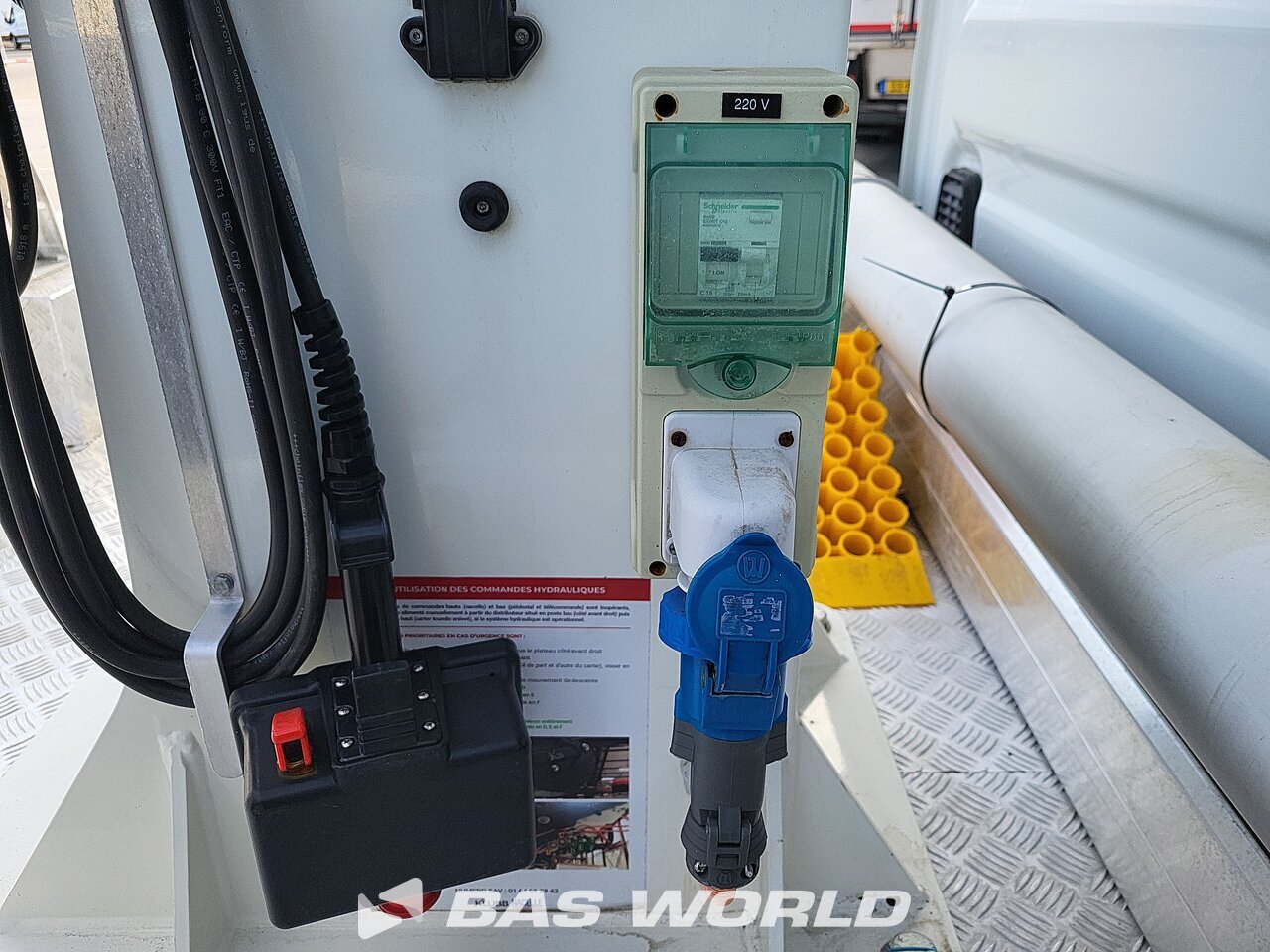 Other : Iveco Daily 35S14 Plateforme de travail hydraulique