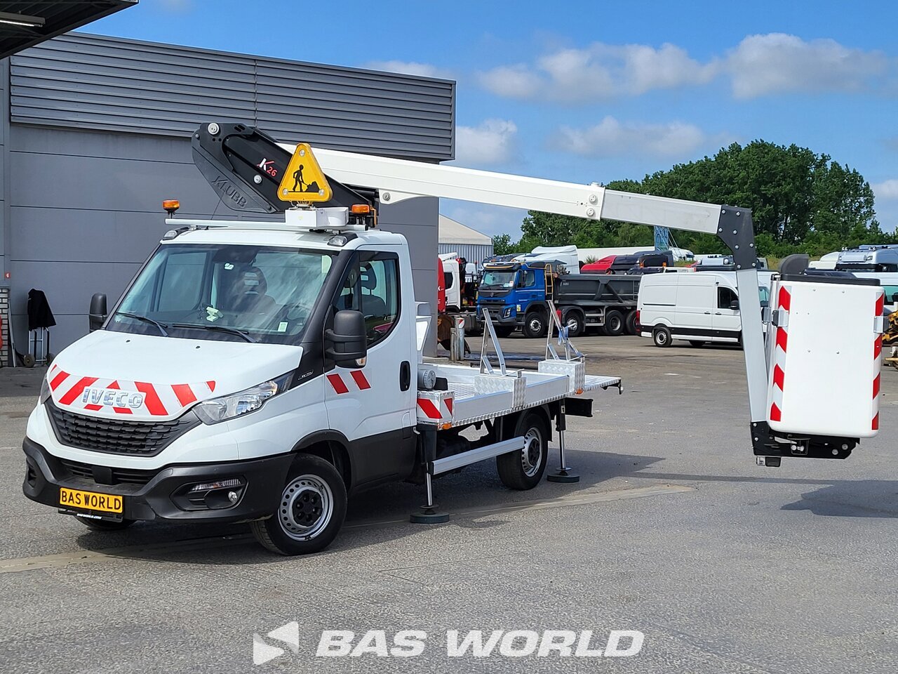 Other : Iveco Daily 35S14 Plateforme de travail hydraulique