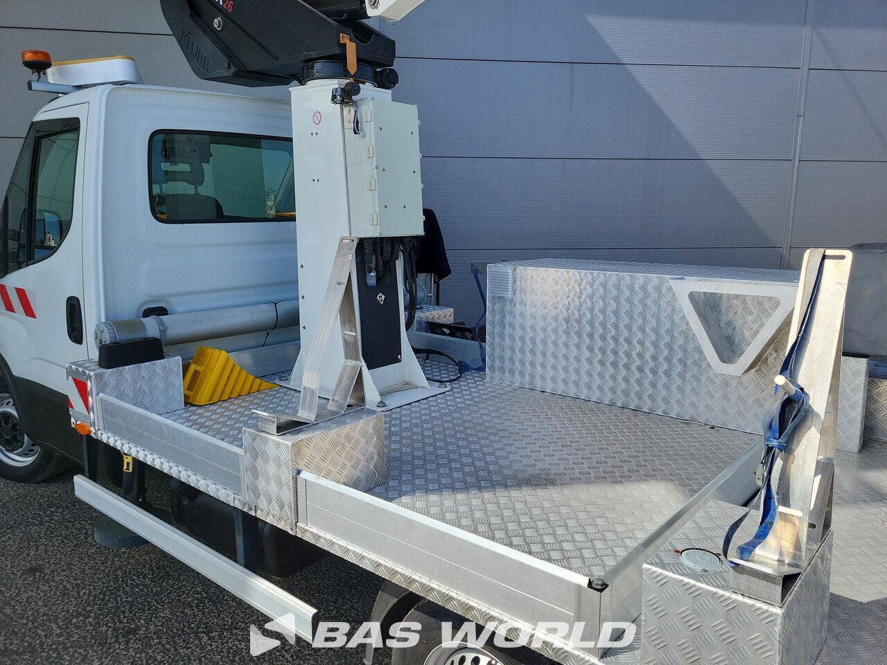 Other : Iveco Daily 35S14 Plateforme de travail hydraulique