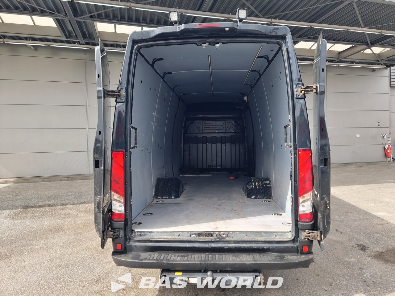 Other : Iveco Daily 50C18 Fourgons utilitaires
