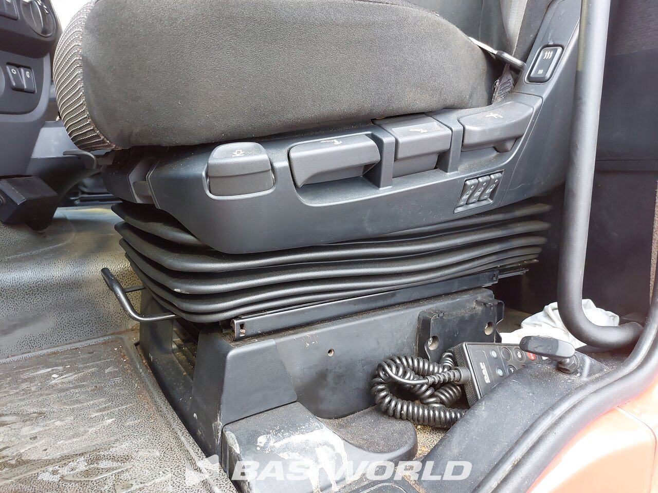 Other : DAF XF 440 Avolavakuorma-auto