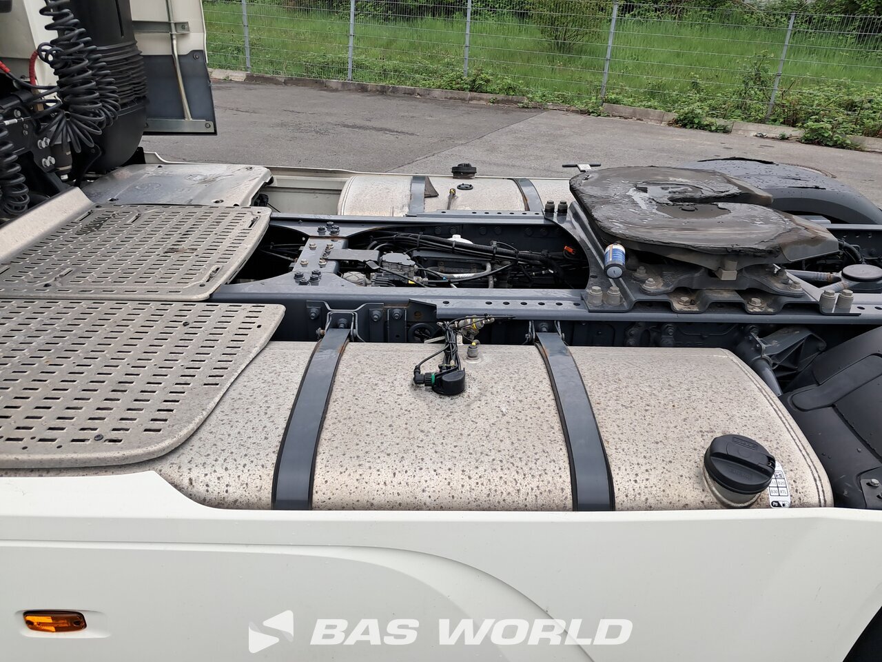Fuel tanks : DAF XF 530 4X2 Tracteur routier