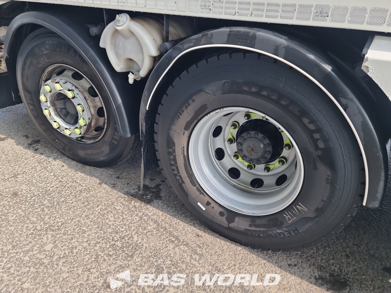 Other : Volvo FE 320 6X2 Haller Type: MED XLI Camion d'ordures