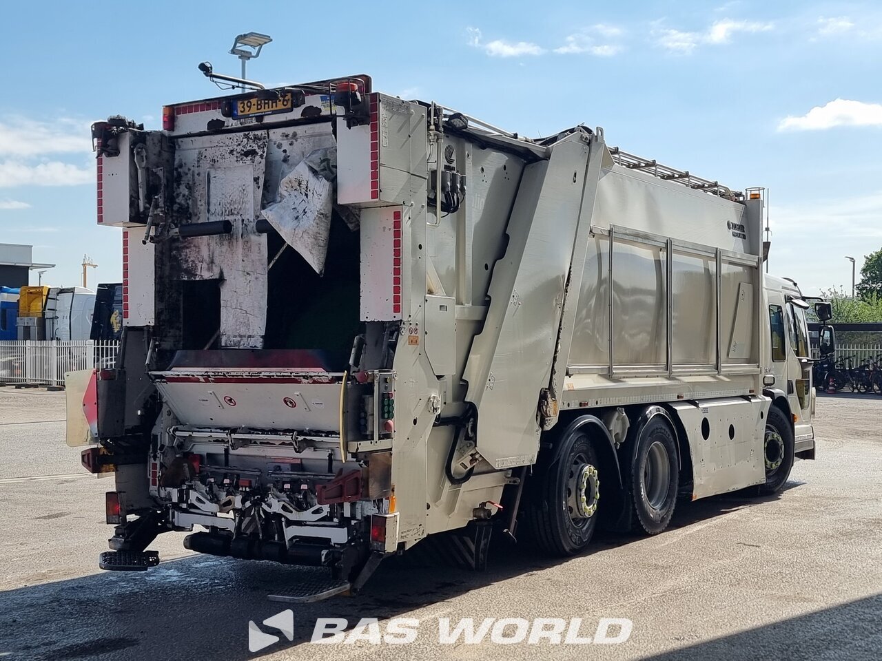 Other : Volvo FE 320 6X2 Haller Type: MED XLI Camion d'ordures