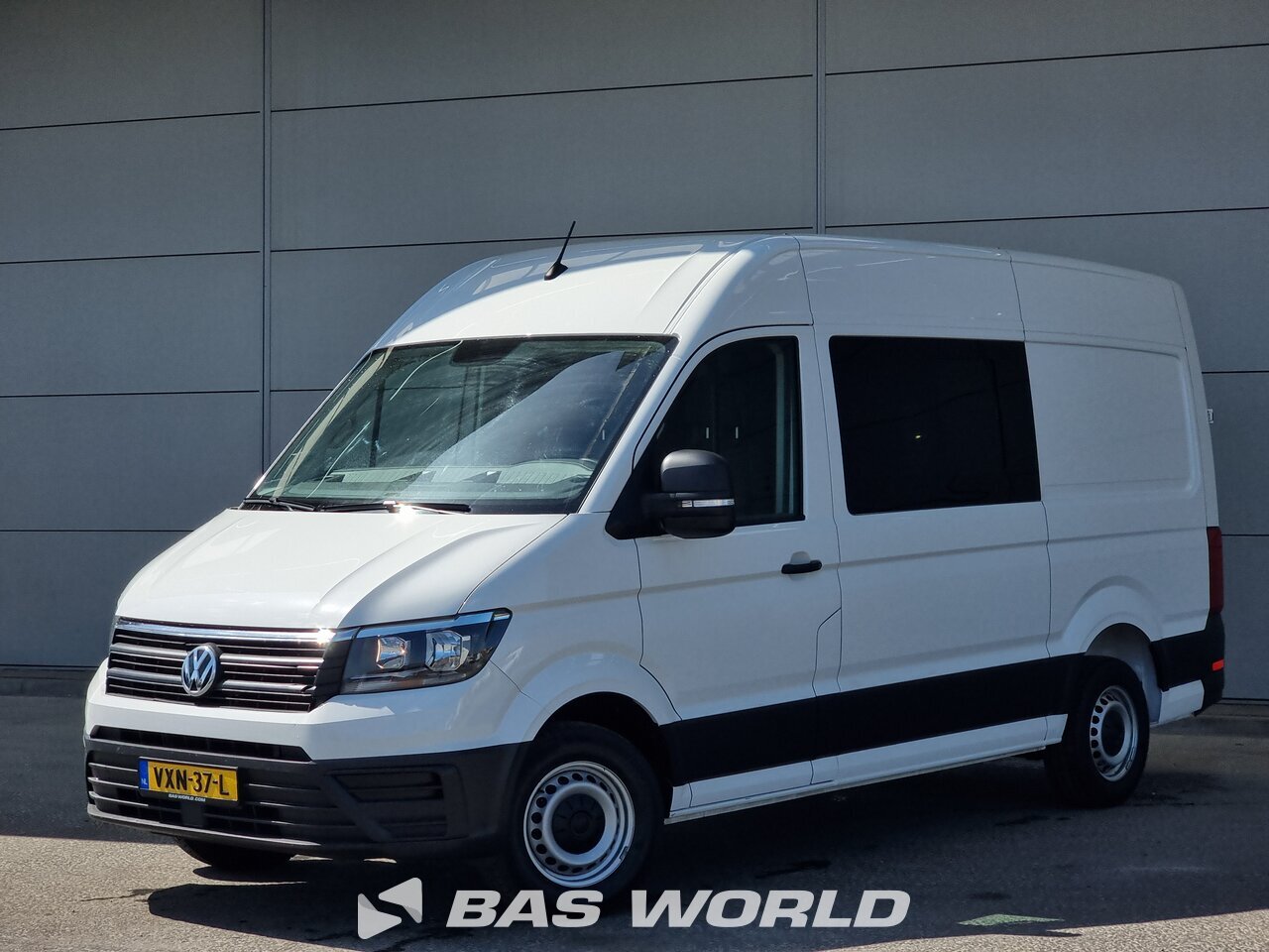 Front left : Volkswagen Crafter 140pk Fourgons utilitaires