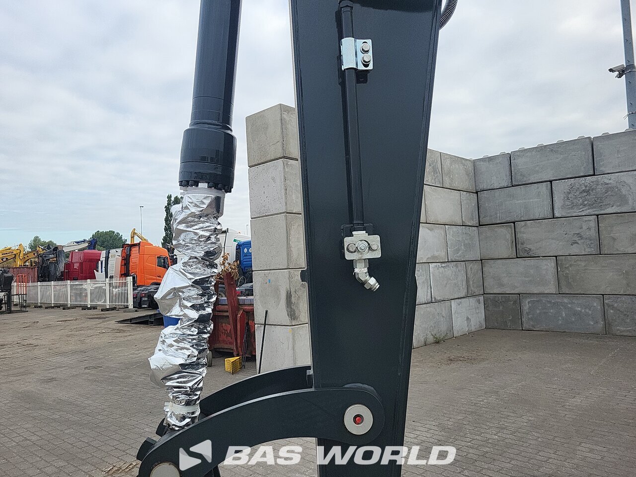 Other : Hyundai HX130 N Bageri gusjeničari