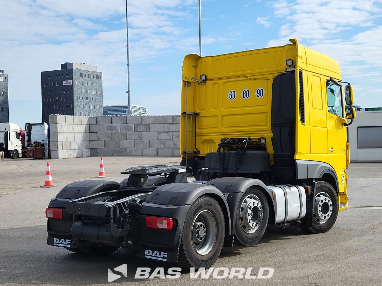 Other : DAF XF 530 6X2 Tracteur routier