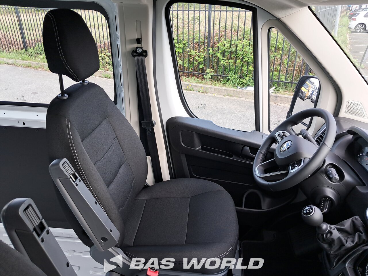 Other : Opel Movano 140PS Fourgons utilitaires