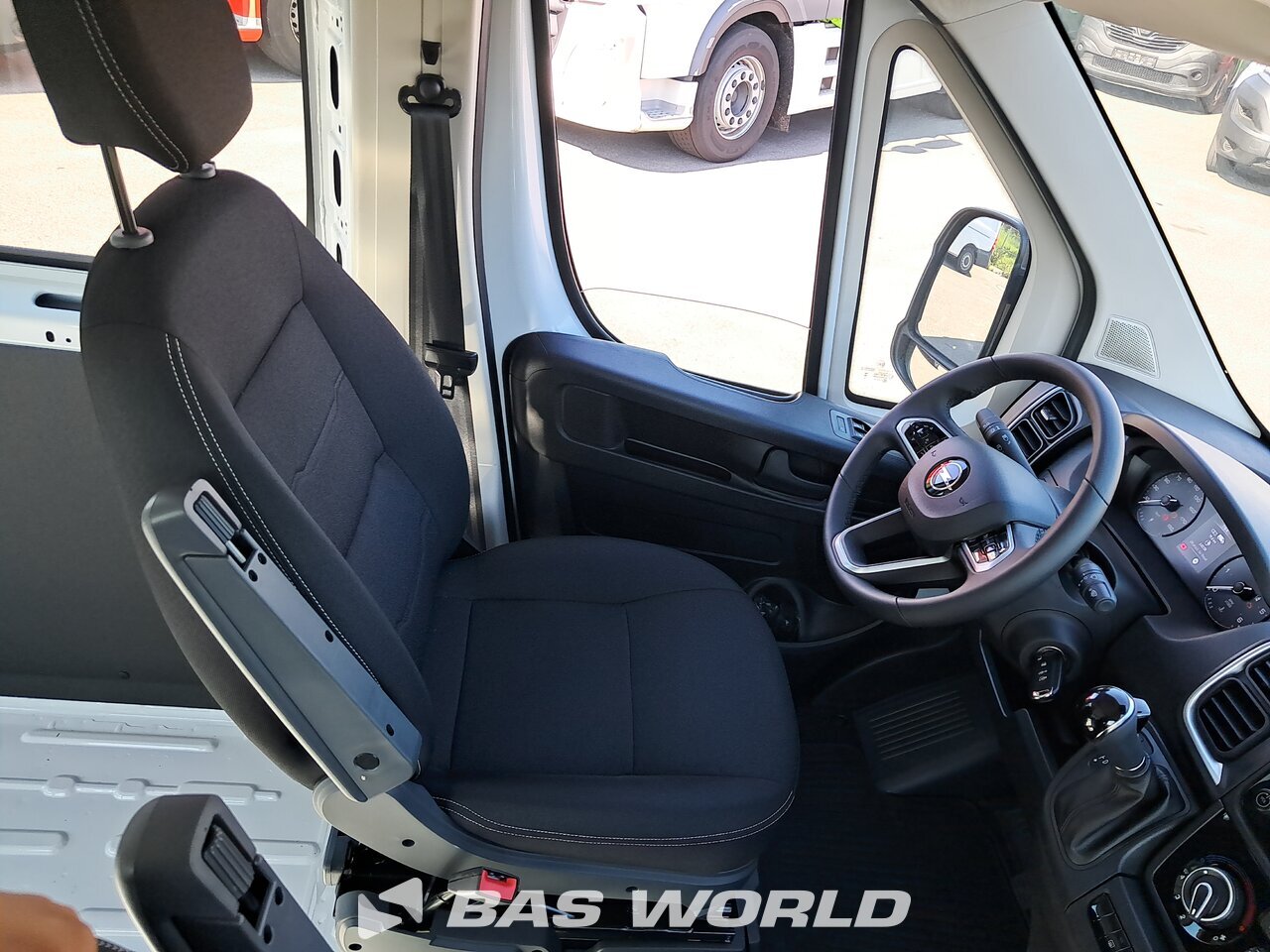 Other : Opel Movano 180PS Fourgons utilitaires