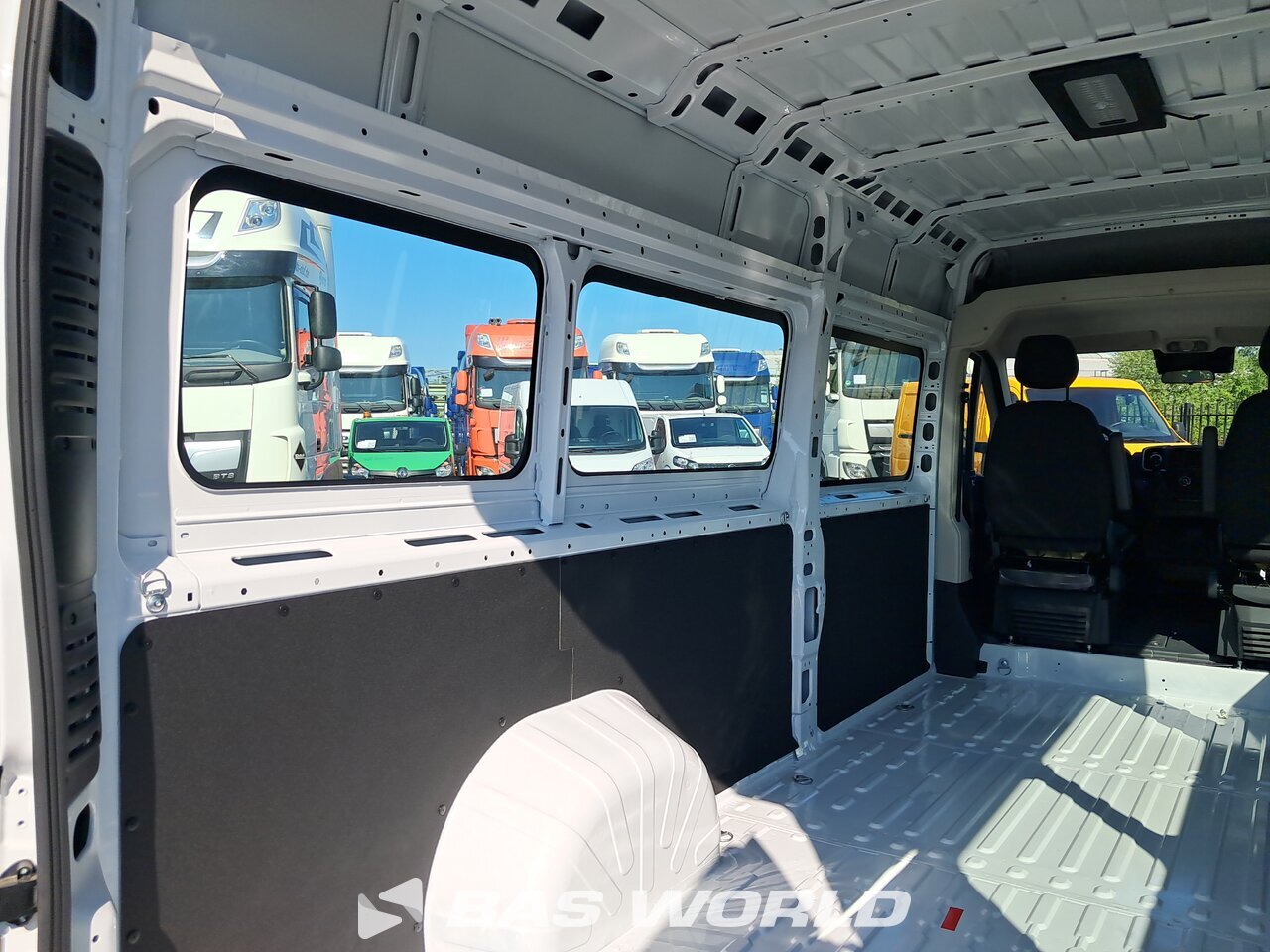 Other : Opel Movano 180PS Fourgons utilitaires