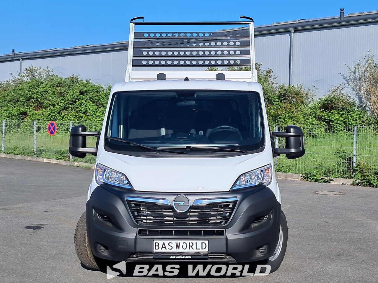 Front : Opel Movano 140PS Benne
