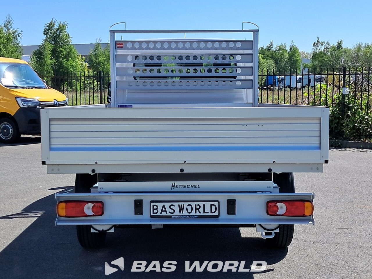 Back : Opel Movano 180PS Ouvert