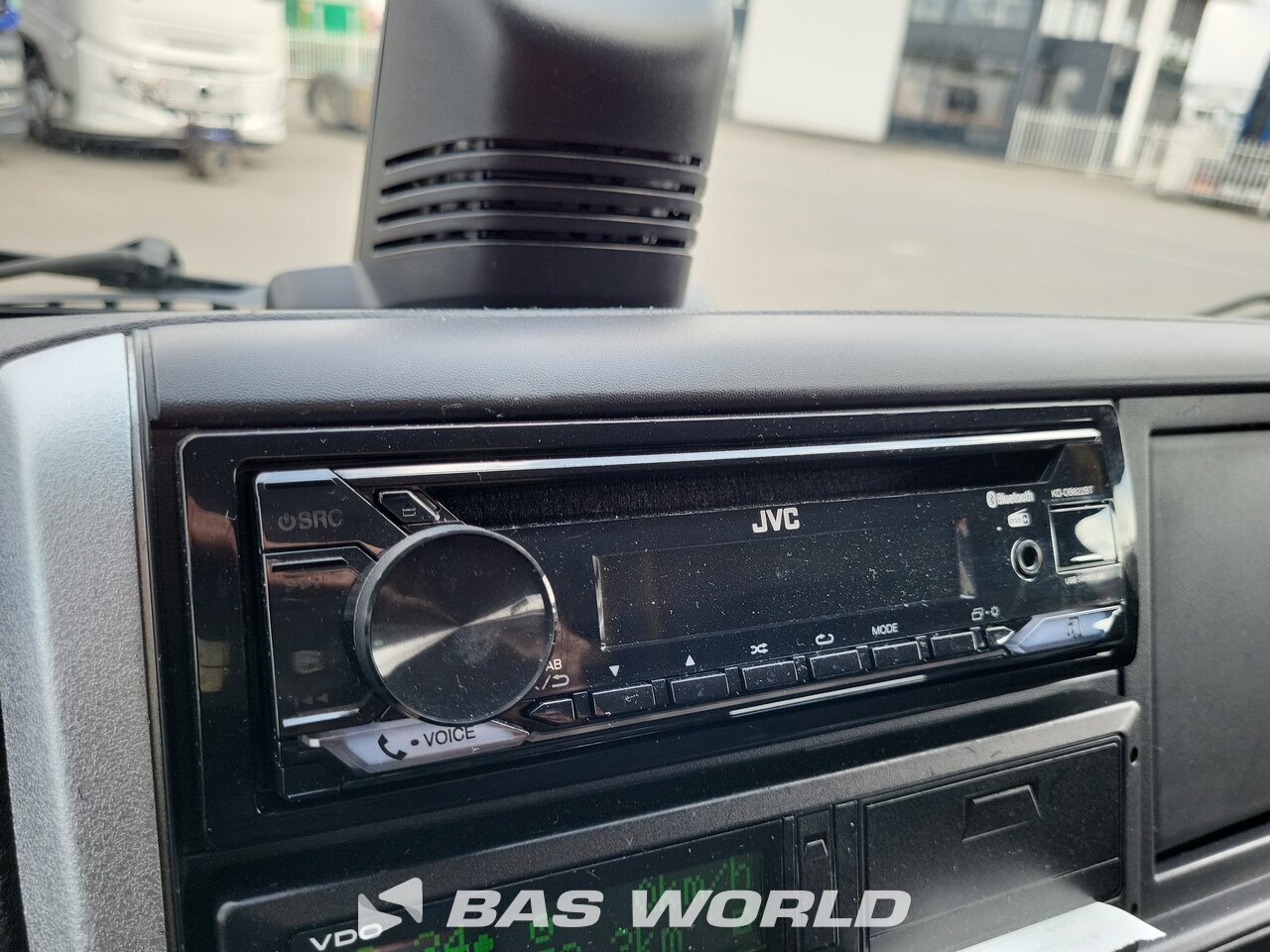 Other : Mitsubishi 7C18 4X2 Junge Carrosseries fourgons