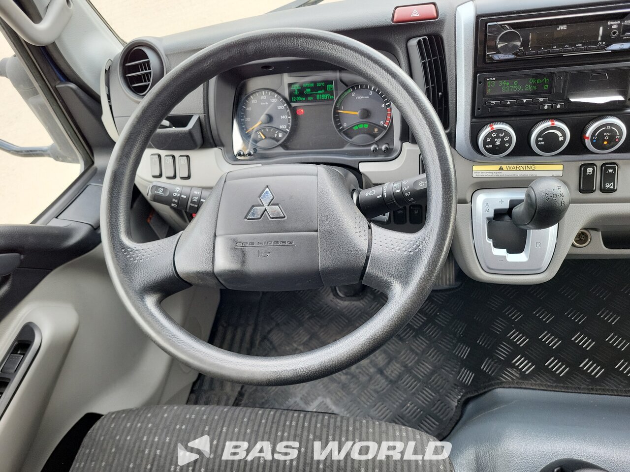 Other : Mitsubishi 7C18 4X2 Junge Carrosseries fourgons