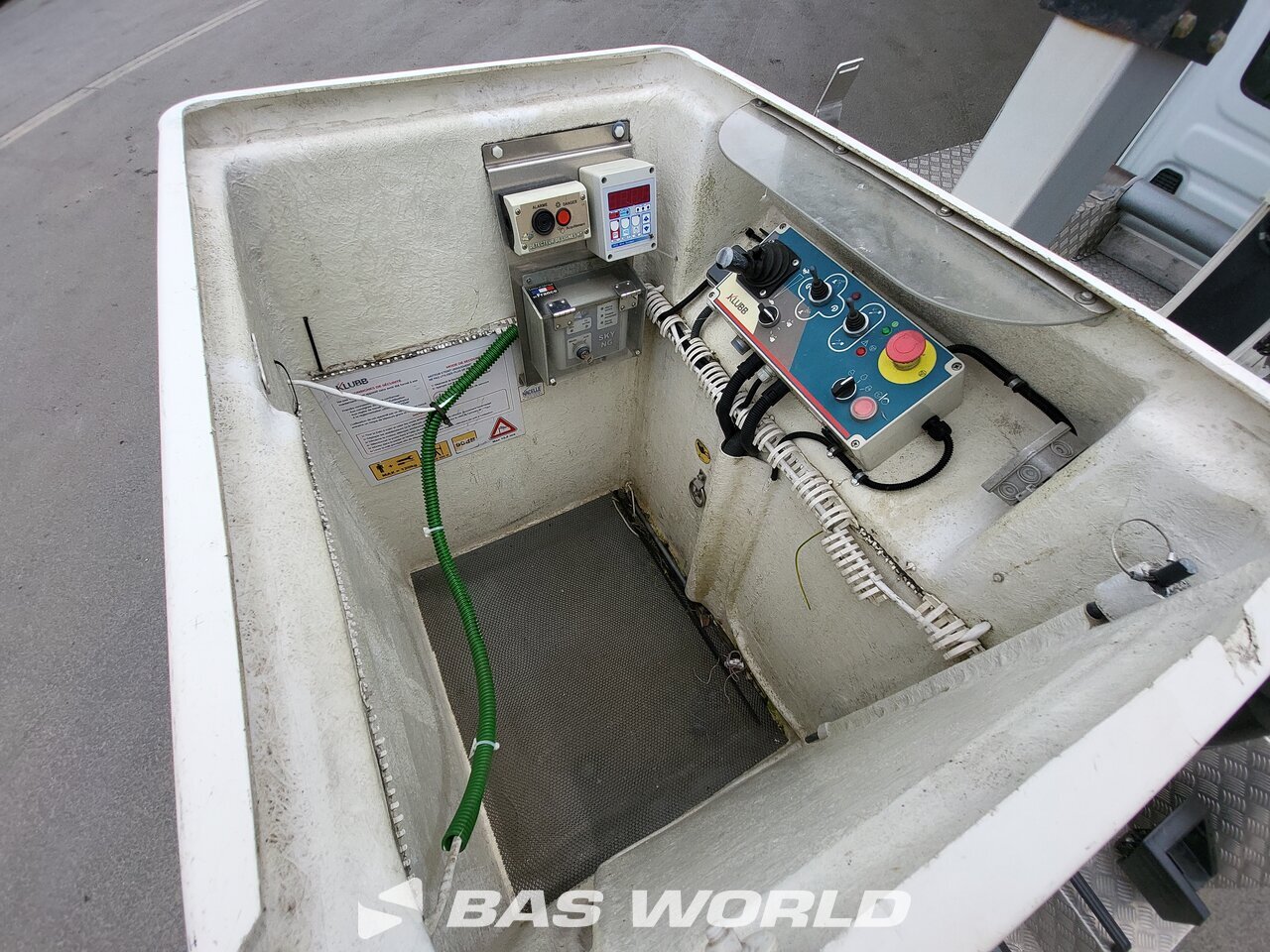 Other : Iveco Daily 35S14 Plateforme de travail hydraulique