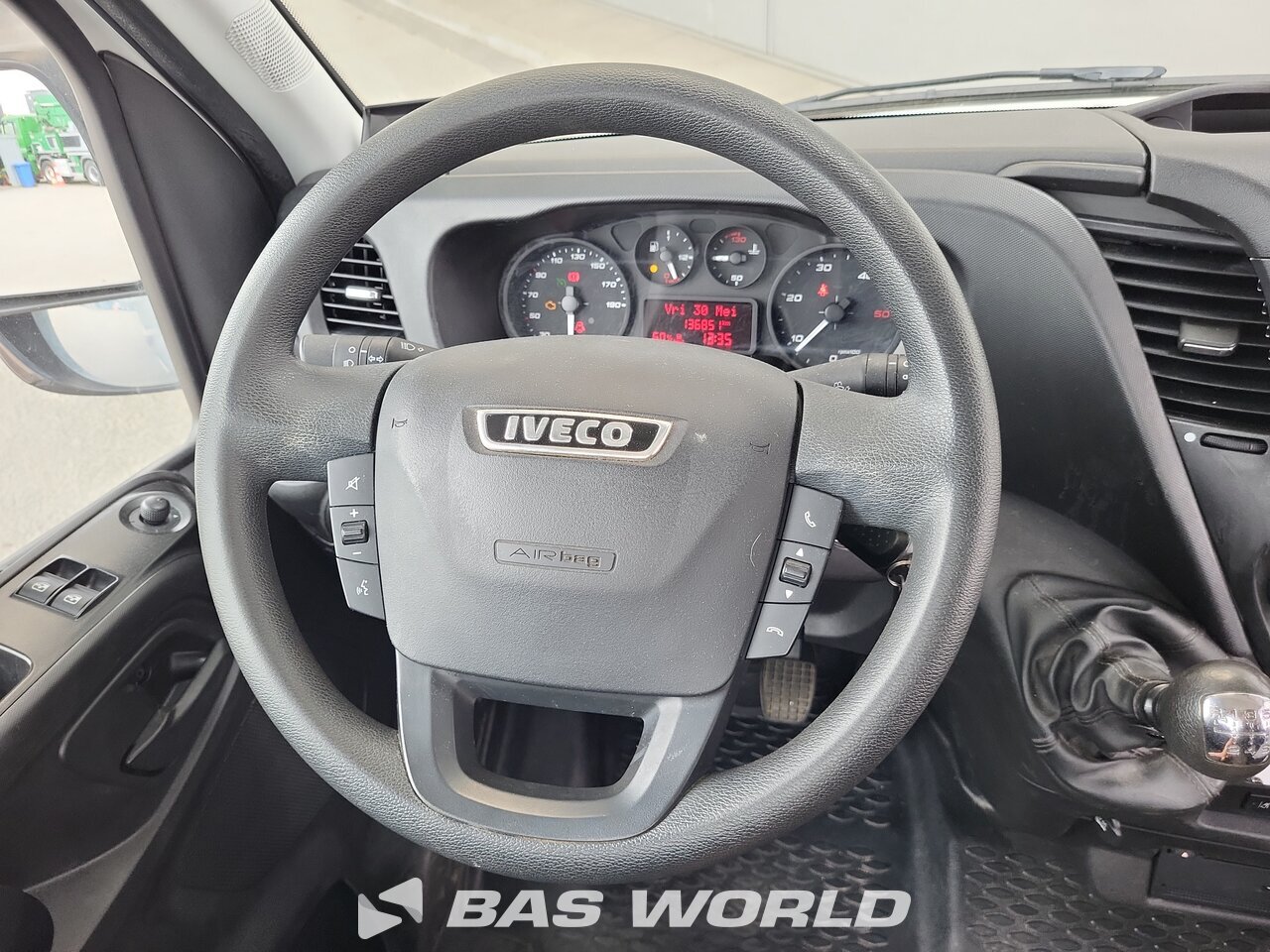 Other : Iveco Daily 35S14 Plateforme de travail hydraulique