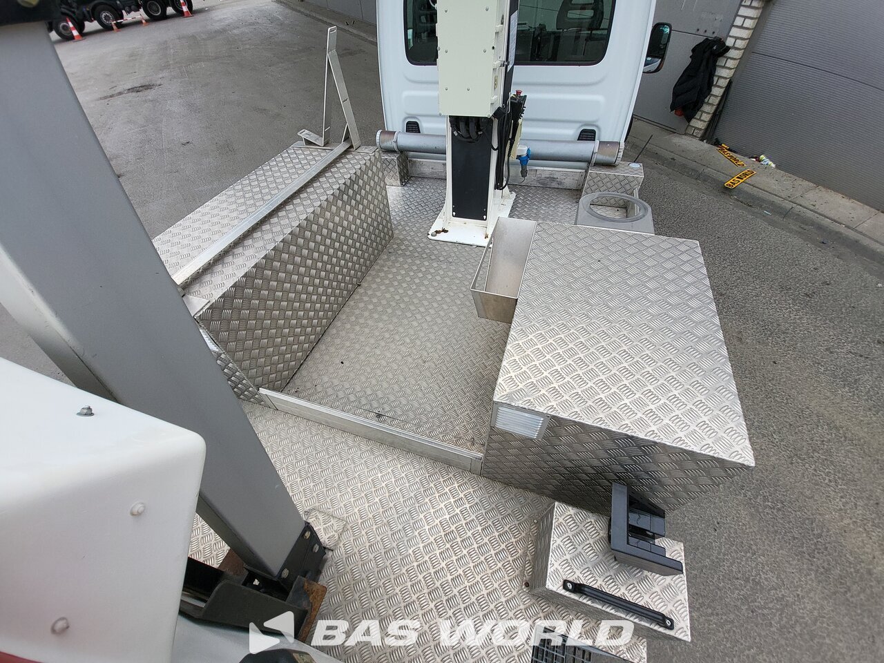 Other : Iveco Daily 35S14 Plateforme de travail hydraulique