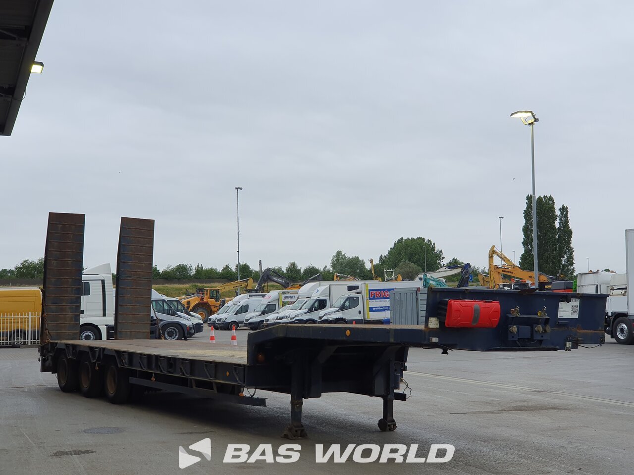 Other : TITAN Semi-remorques porte engins