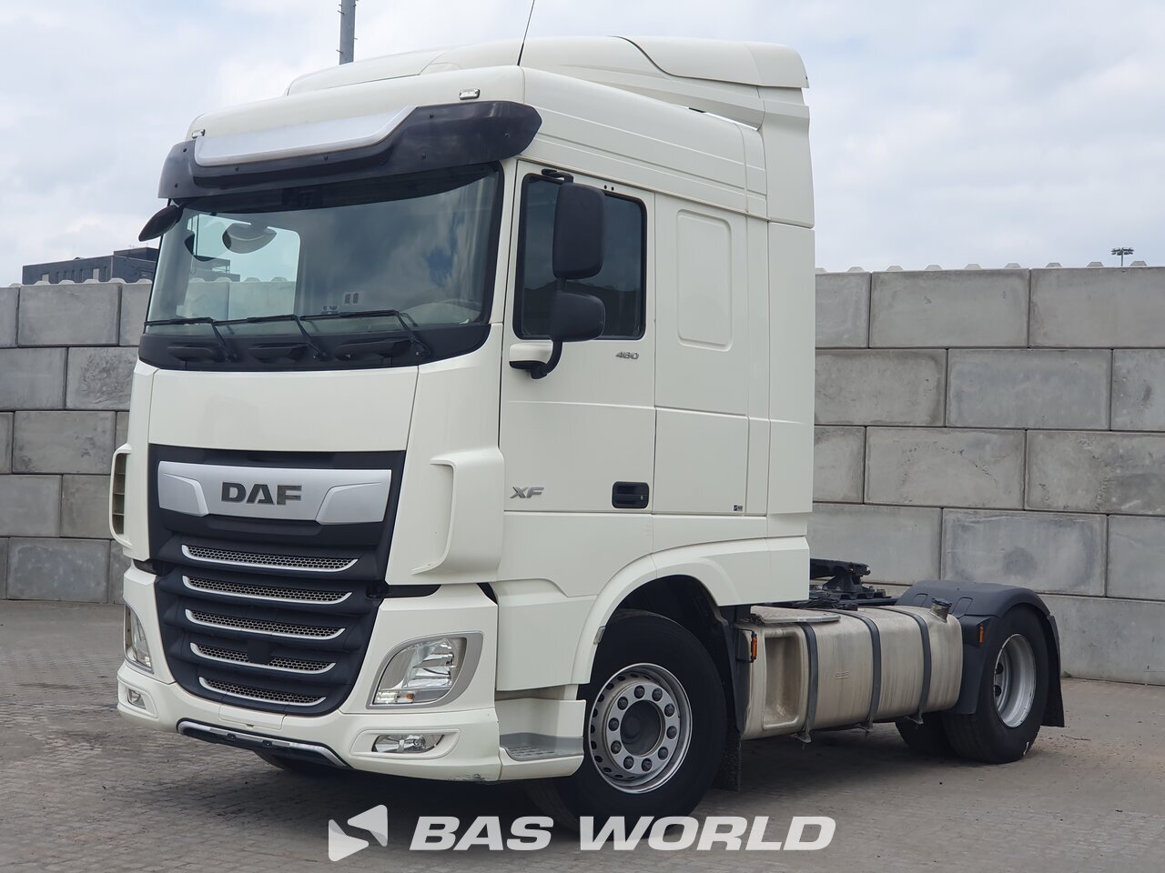 Front left : DAF XF 480 4X2 Tracteur routier