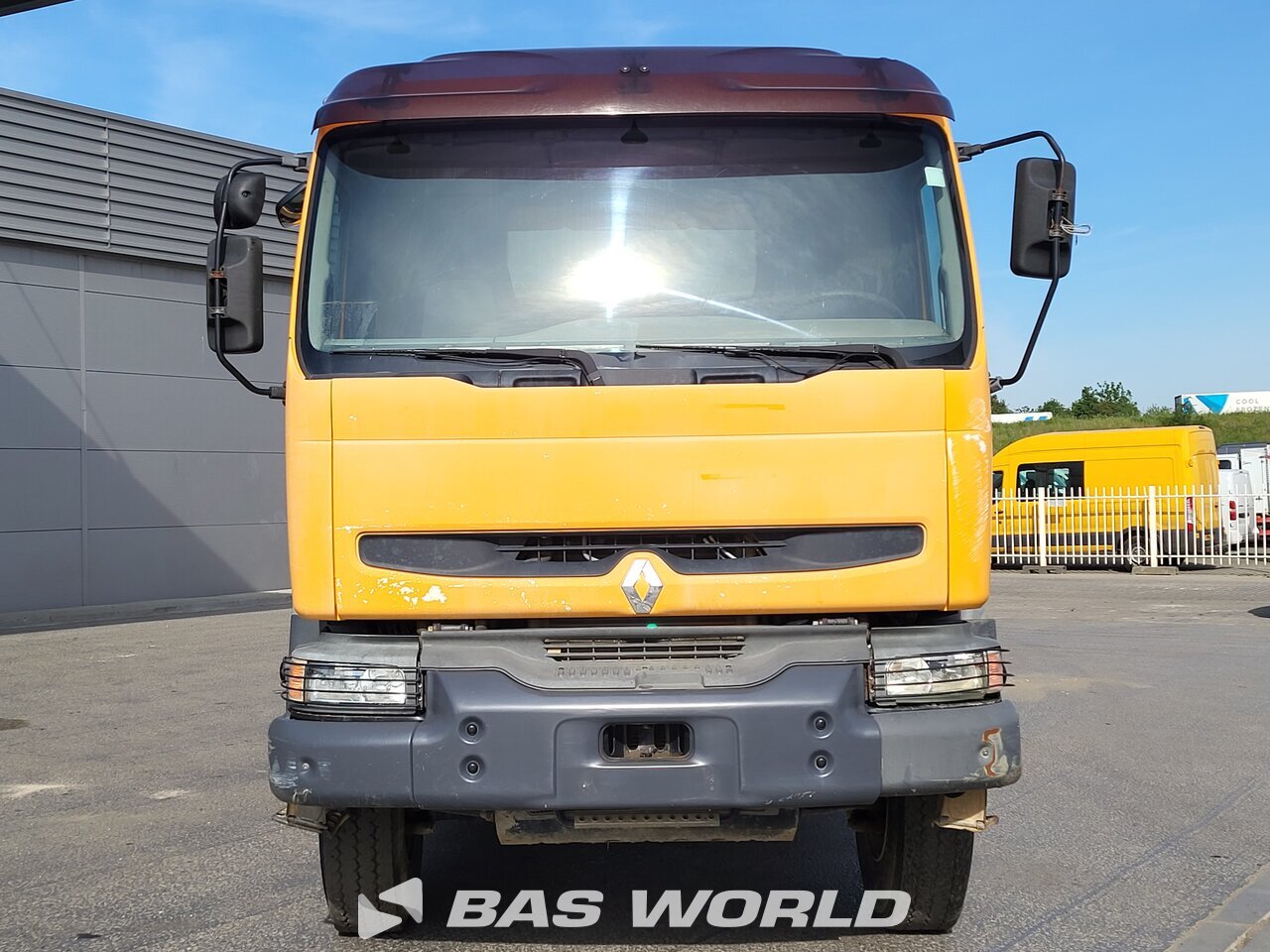 Other : Renault Kerax 420 6X4 Forez Bennes Camion Benne