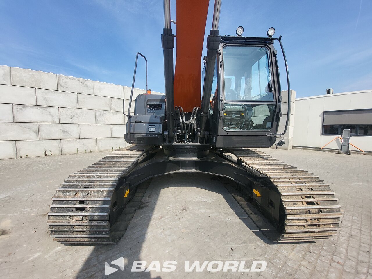 Other : Hitachi ZX220 LC-5G Pelle sur chenilles