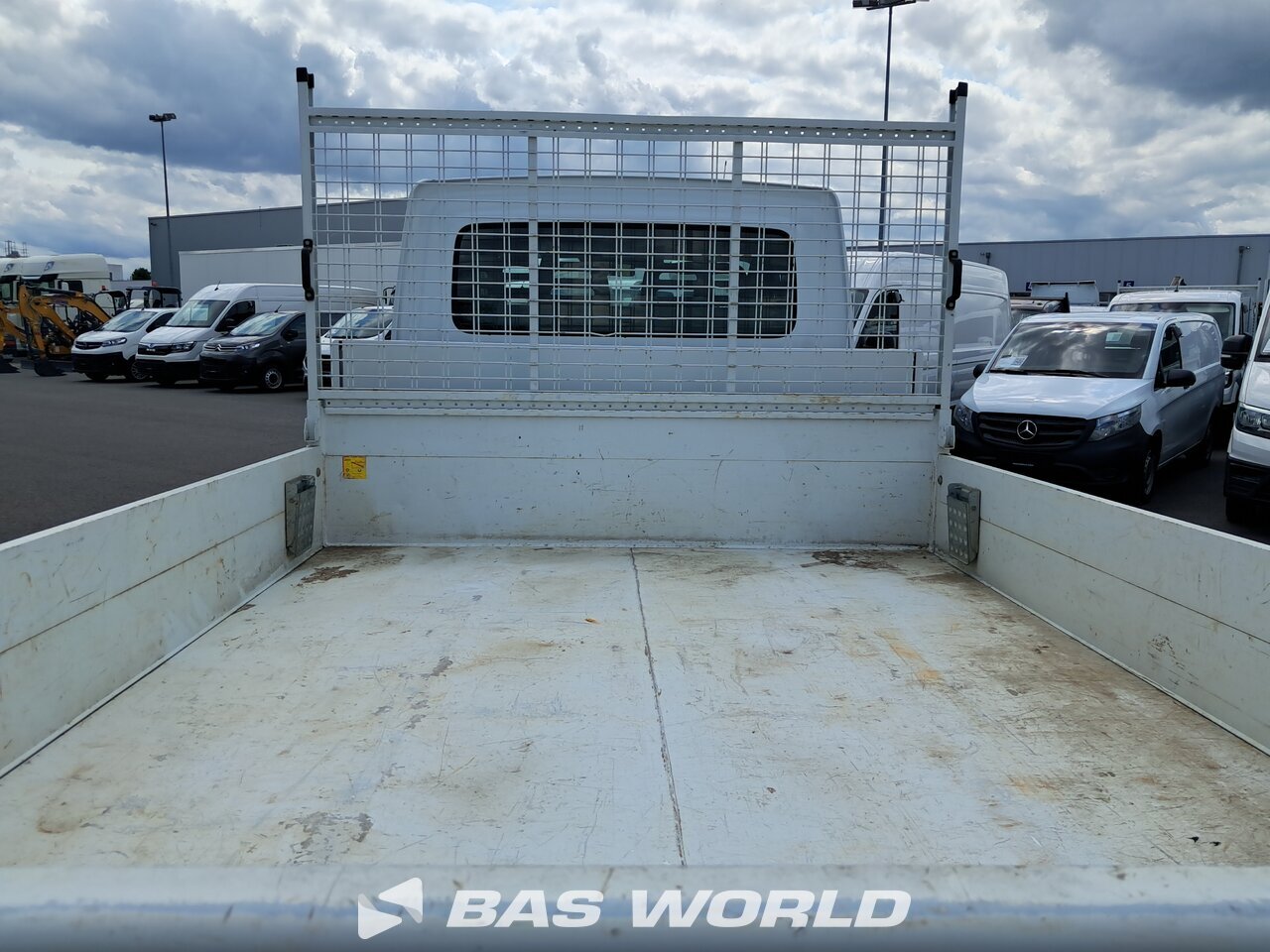Superstructure interior : Iveco Daily 35C16 Benne